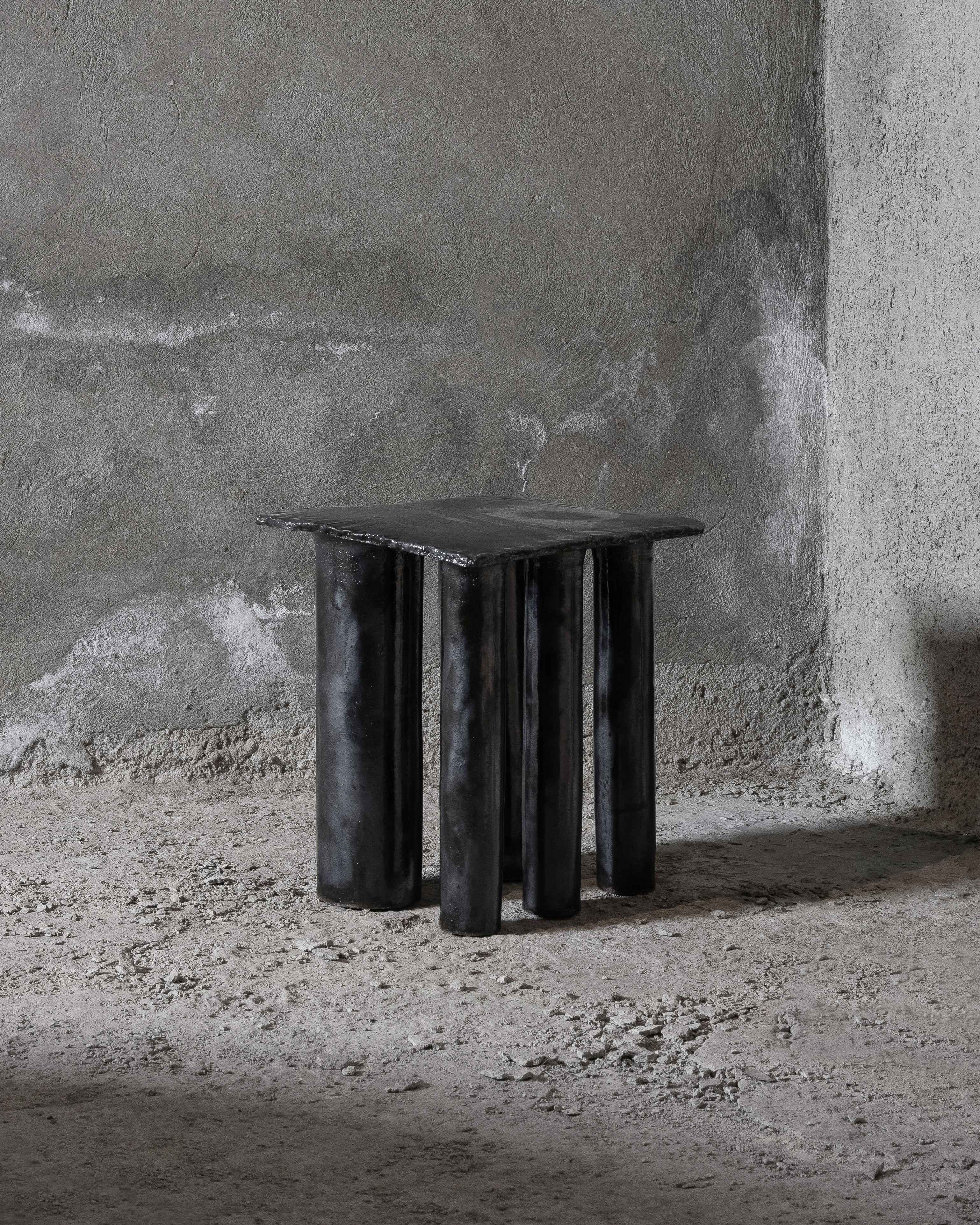 Cleo Clay Side Table – CY