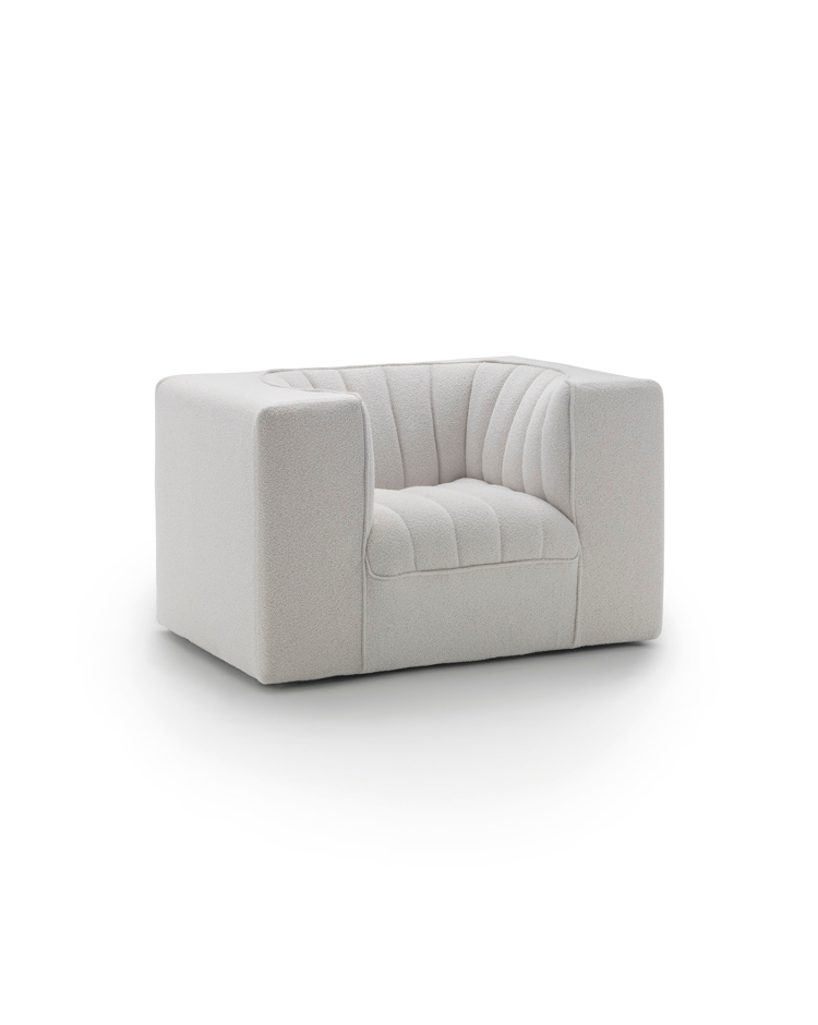 9000 Armchair