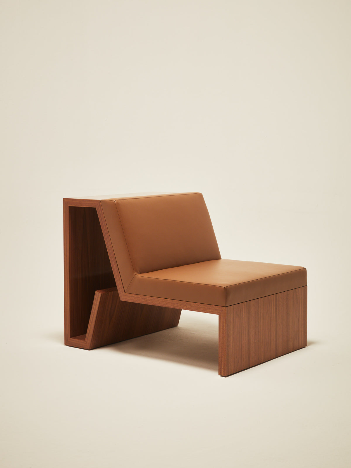Atelier FM_Con_Chair 01