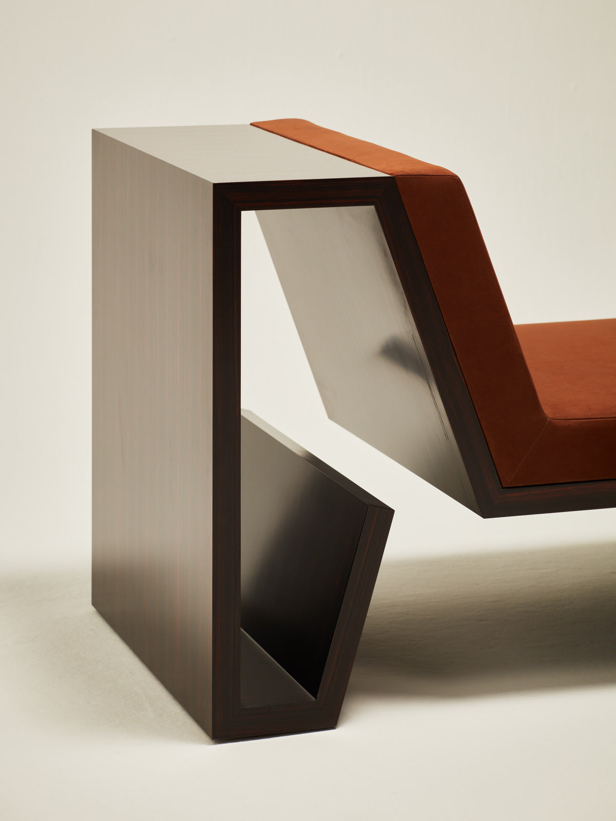 Continuous Chair
