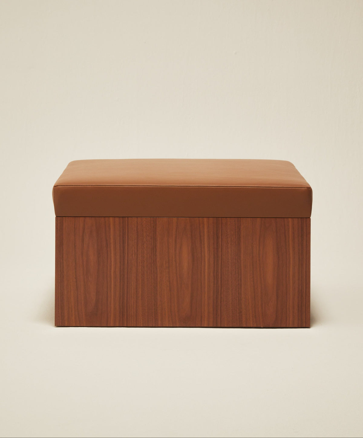 Atelier FM_Con_Ottoman 01