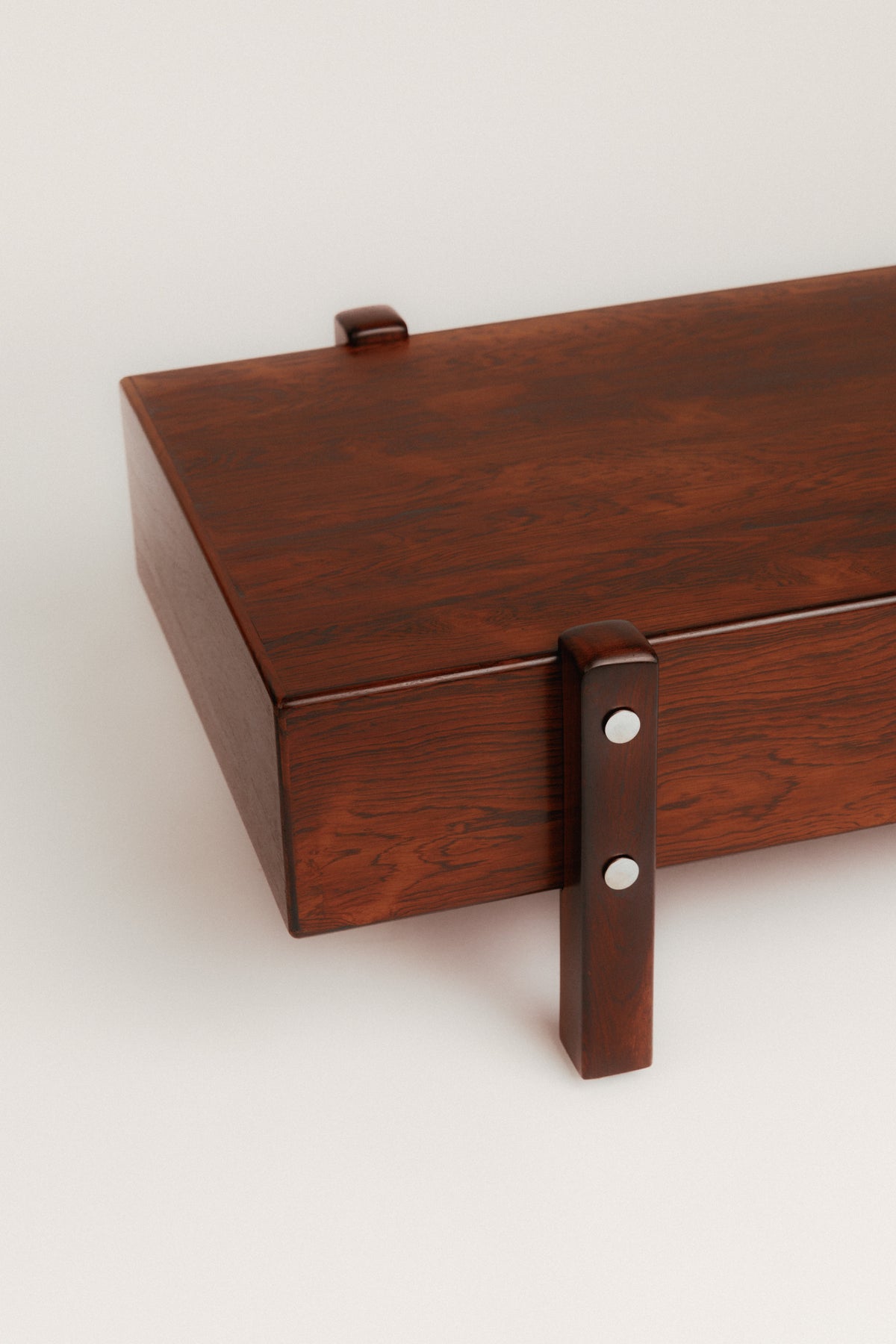 Eleh Bench