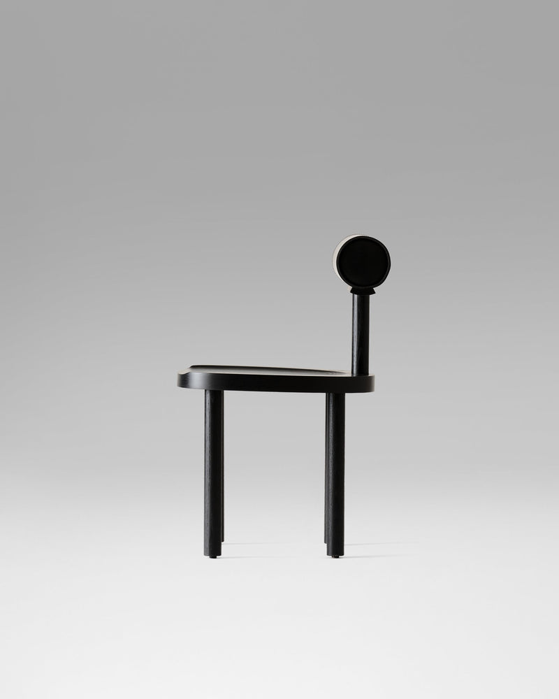 UNA Chair