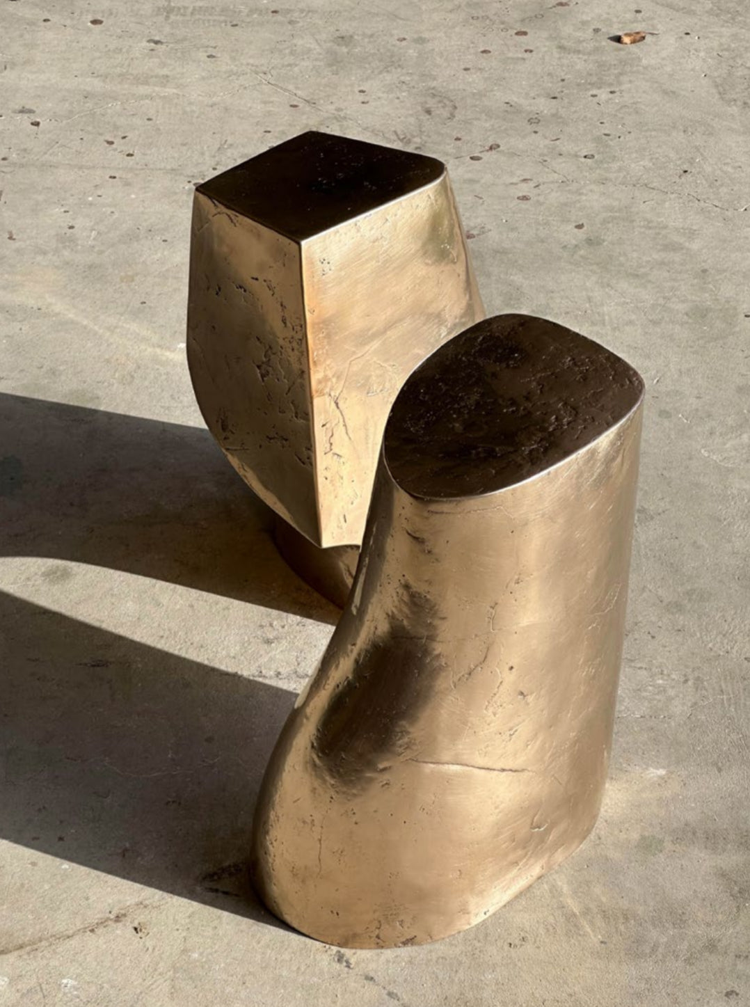 Palm sidetable duo