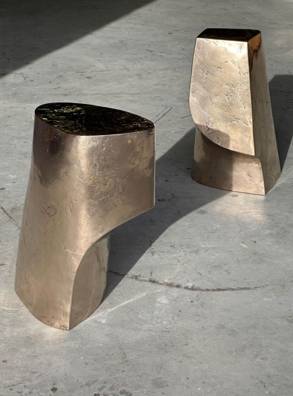 Palm sidetable duo