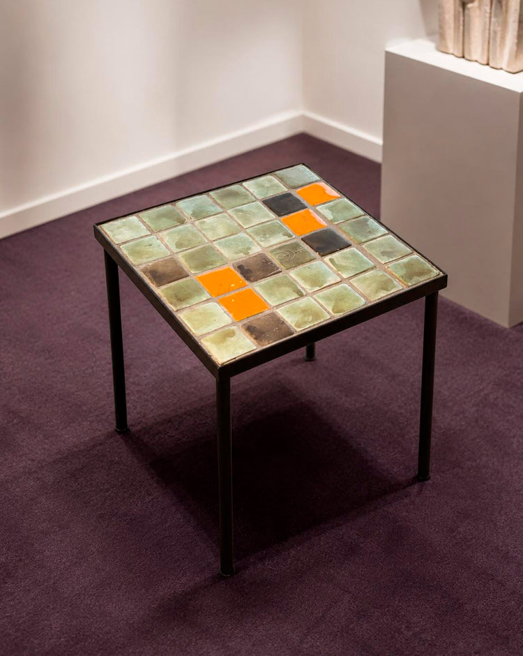 Table color