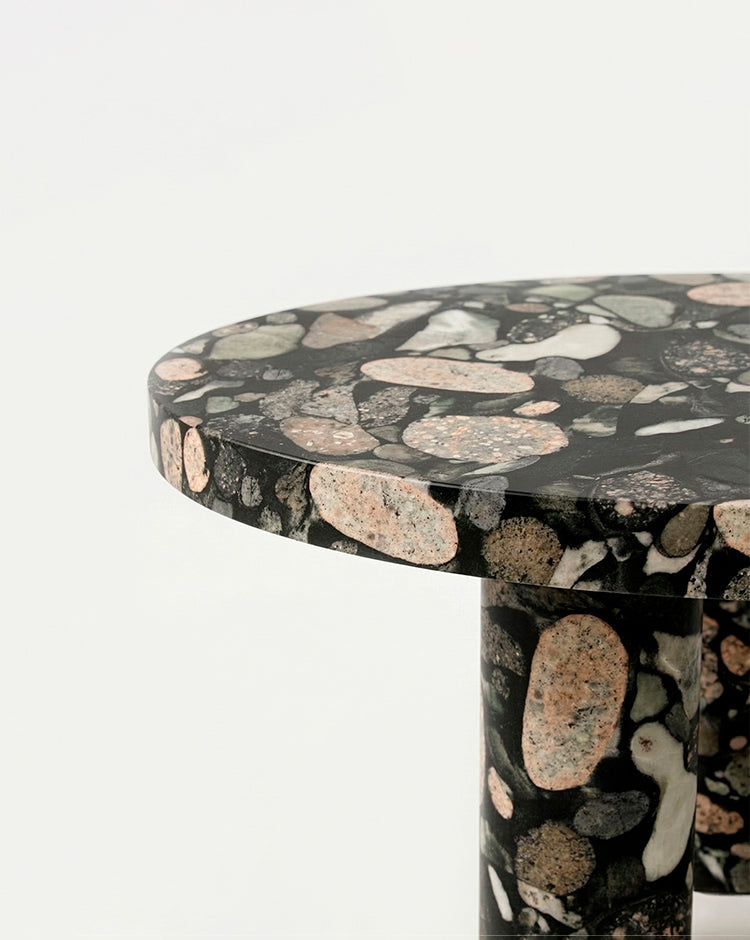 Cuddle Coffe Table