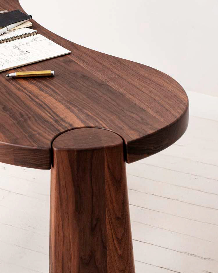 Ki Desk