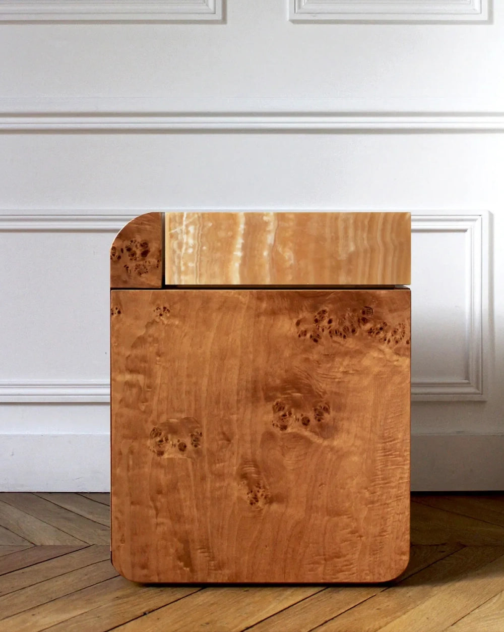Amo Burl Wood Storage Table