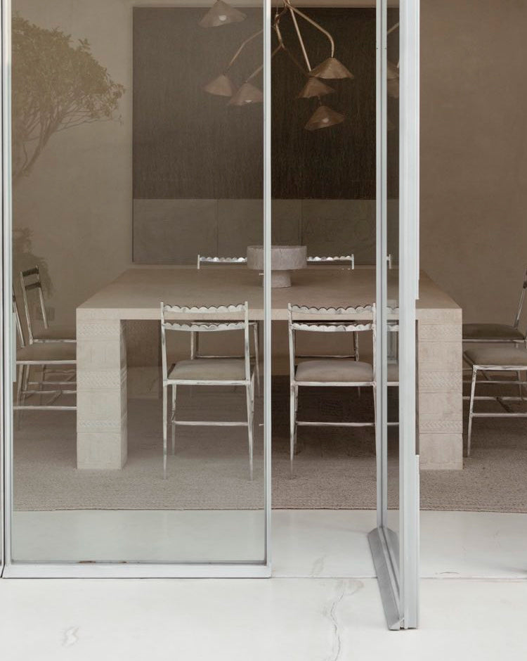 Landing Dining Table