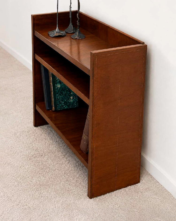 Cabinet 14