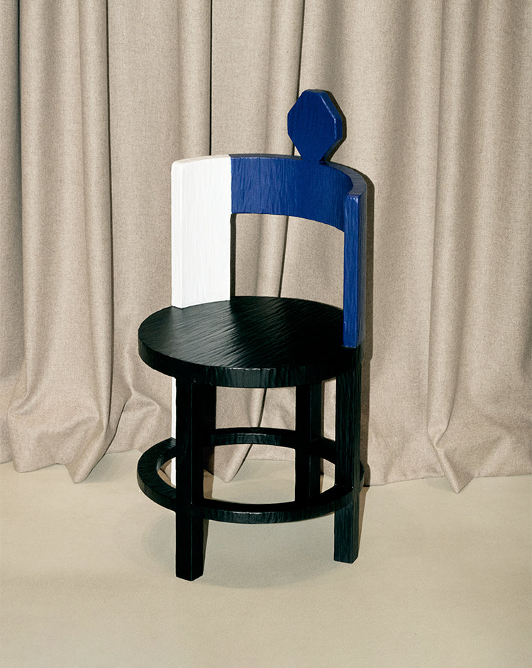 Sculptural Chair I in blue and white