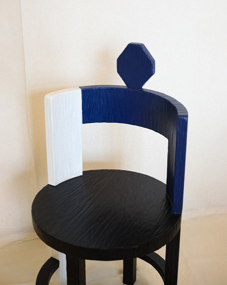 Sculptural Chair I in blue and white
