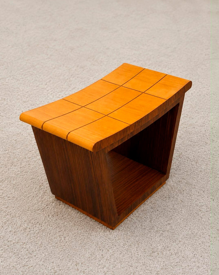 Stool brown