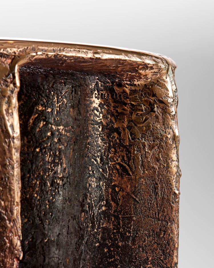New wave stool bronze